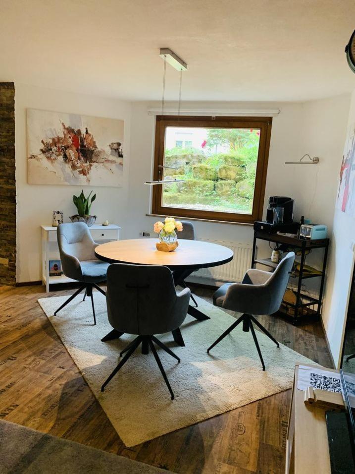 Sulaba Apartment ไวล์ไฮม์ อัน แดร์เท็ค ภายนอก รูปภาพ